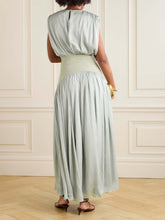 Elegant Wide Belted Pleated Sleeveless Maxi Dress